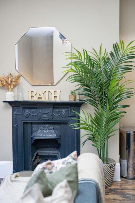 Stunning Boutique Flat In Central Location - Beatrice Bath Buitenkant foto