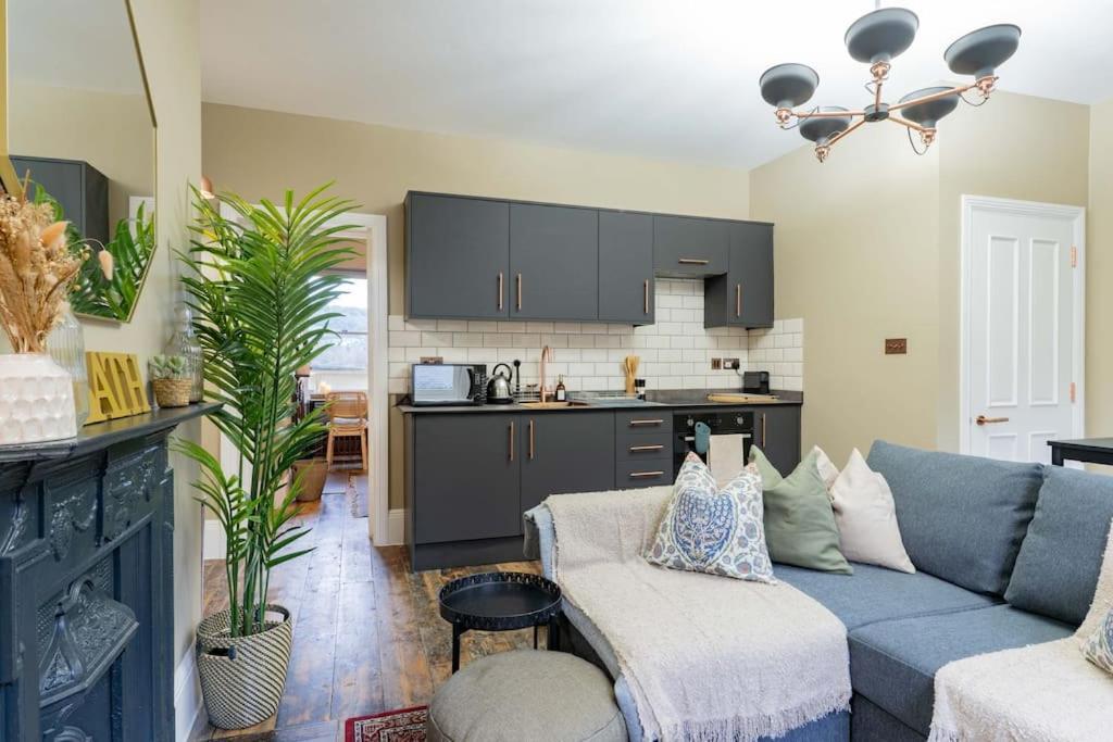 Stunning Boutique Flat In Central Location - Beatrice Bath Buitenkant foto